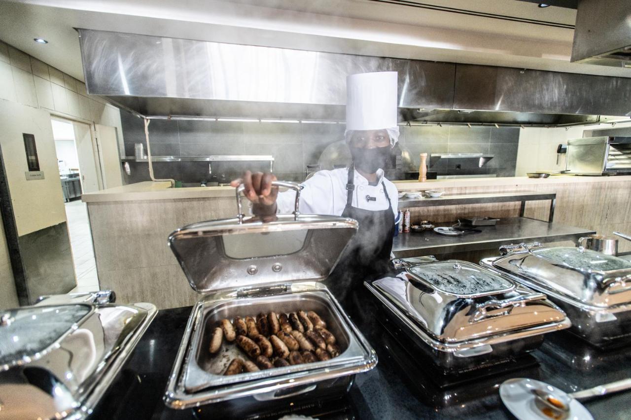 Hotel The Capital Zimbali Ballito Exterior foto A commercial kitchen